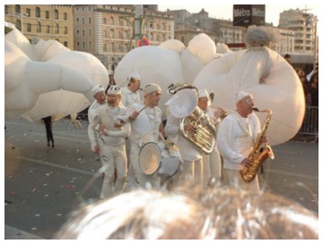 ff_car063.jpg (30600 octets)